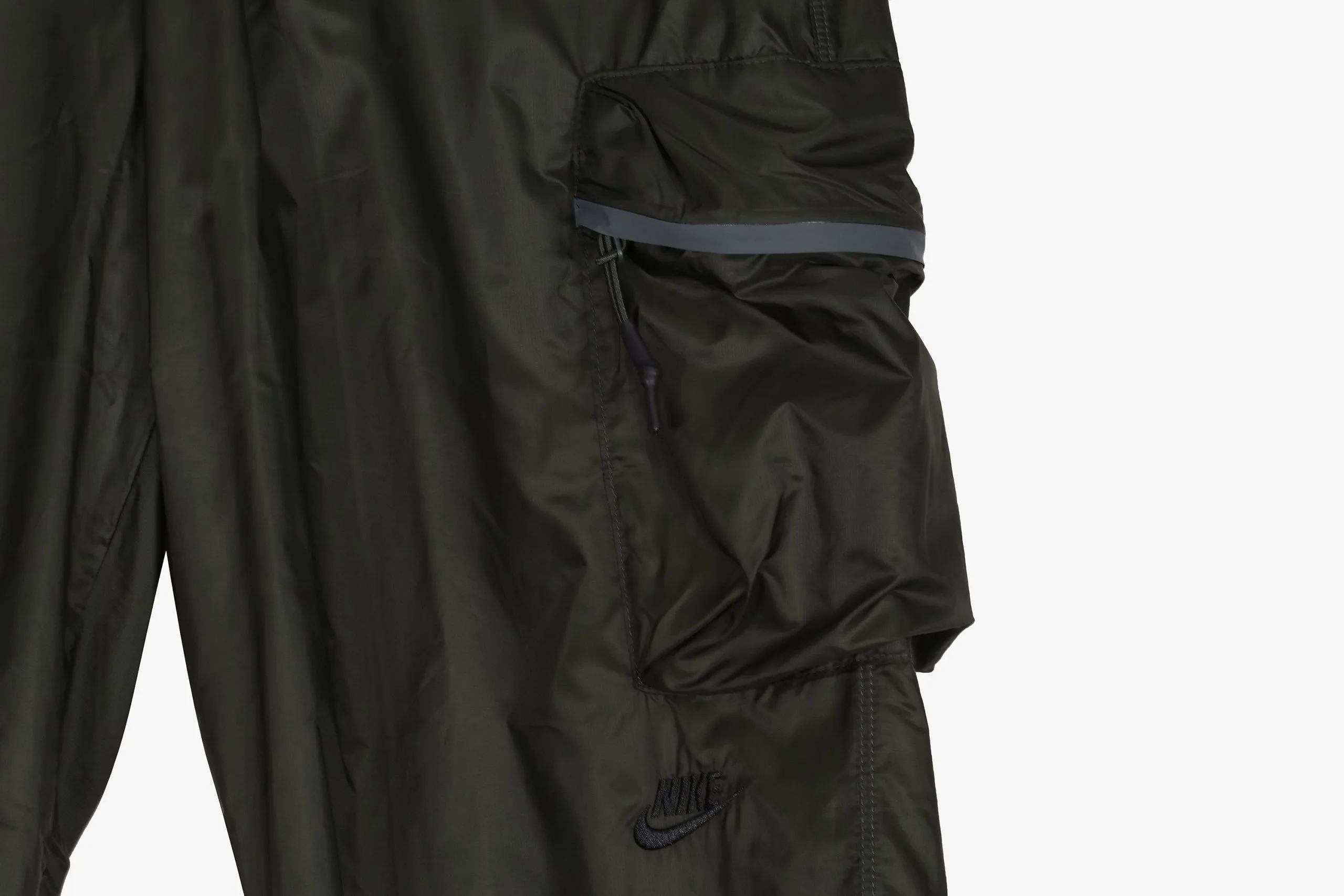 Nike Sportswear Repel Tech Pack Pant 3 Nike Sportswear Repel Tech Pack Pant - Image 3
