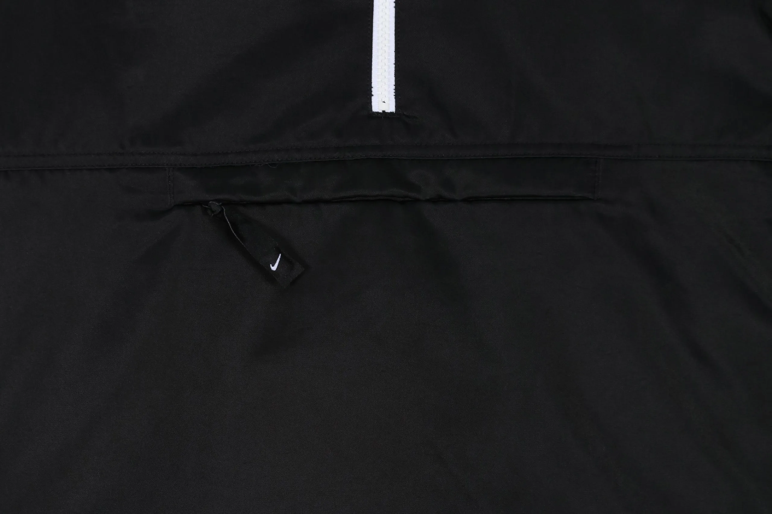 Nike NRG Solo Swoosh Satin Anorak 3 Nike NRG Solo Swoosh Satin Anorak - Image 3