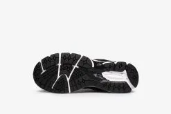 New Balance M2002RBK -Outlet Apparel Store M2002RBK5 1