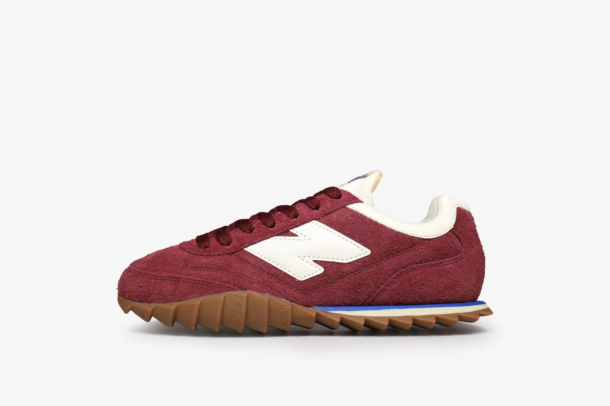 New Balance URC30RD 1 New Balance URC30RD